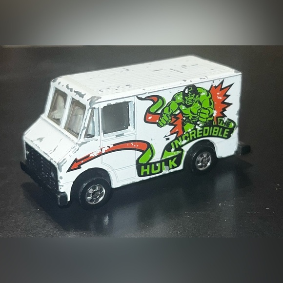Vintage 1976 Hot Wheels Mattel The Incredible Hulk White Van - Picture 2 of 5